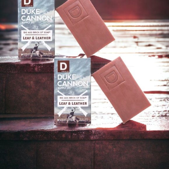 DUKE CANNON - LEAF & LEATHER - BIG ASS BRICK OF SOAP x 2 BARS - Picture 2 of 3